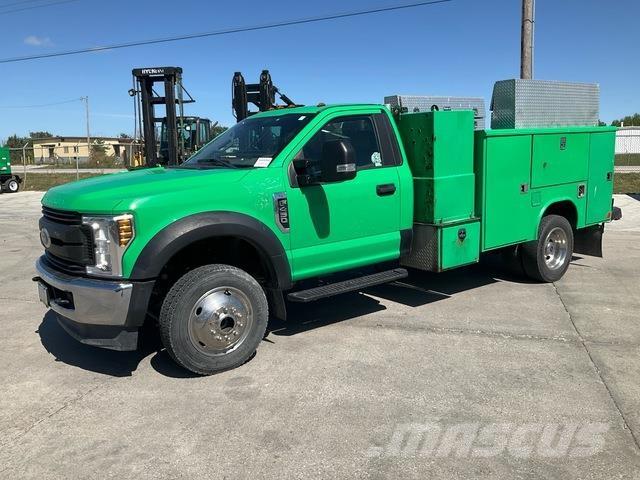 Ford F-450 Kommunal-Sonderfahrzeuge