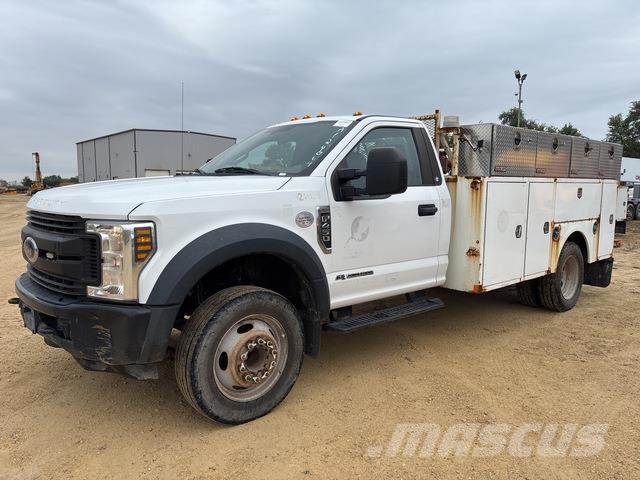 Ford F-450 Pickup/Pritschenwagen