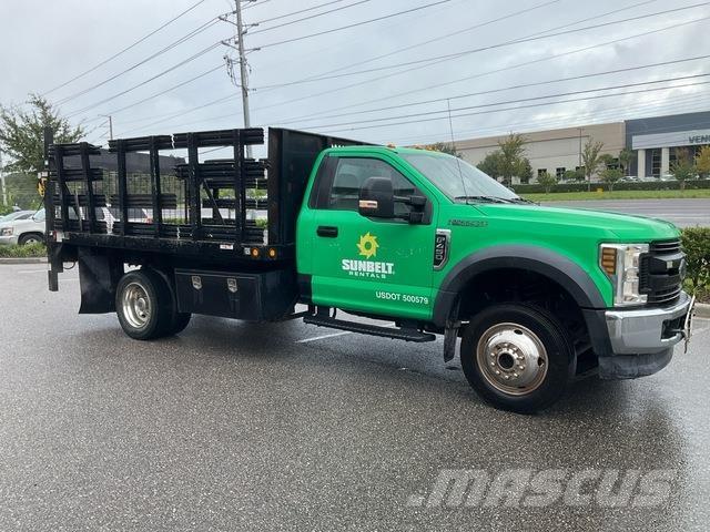 Ford F-450 Pritschenwagen/Pritschenwagen mit Seitenklappe