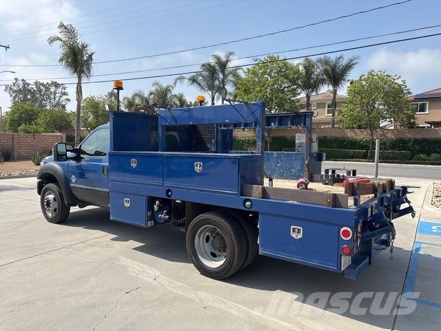 Ford F-550 Pick up/Dropside