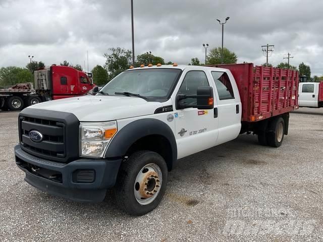 Ford F-550 Pritschenwagen/Pritschenwagen mit Seitenklappe