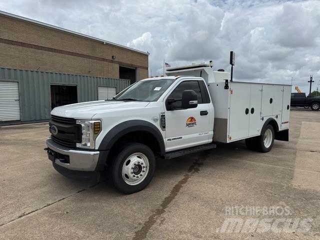 Ford F-550 Kommunal-Sonderfahrzeuge
