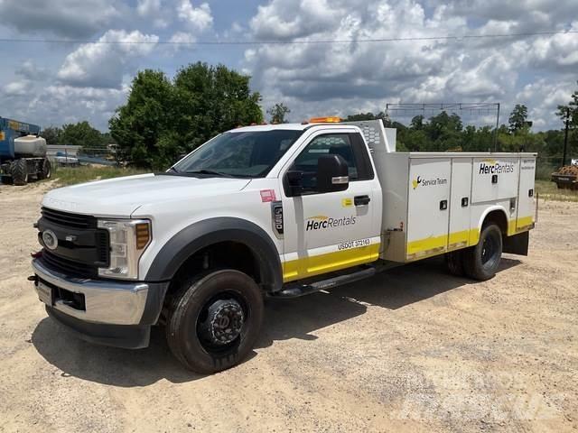 Ford F-550 Sonstige Baumaschinen