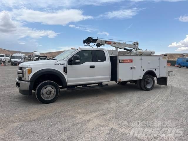 Ford F-550 Kommunal-Sonderfahrzeuge