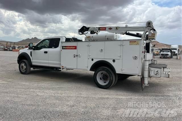 Ford F-550 Kommunal-Sonderfahrzeuge
