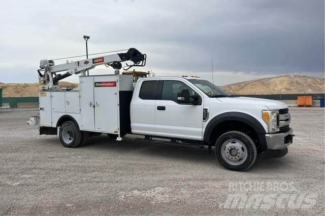 Ford F-550 Kommunal-Sonderfahrzeuge