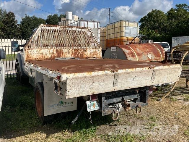 Ford F-550 Pritschenwagen/Pritschenwagen mit Seitenklappe