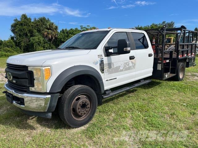 Ford F-550 Pickup/Pritschenwagen