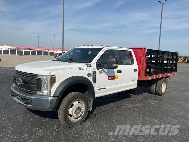 Ford F-550 Pritschenwagen/Pritschenwagen mit Seitenklappe