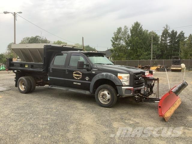 Ford F-550 Schneeschilde und -pflüge