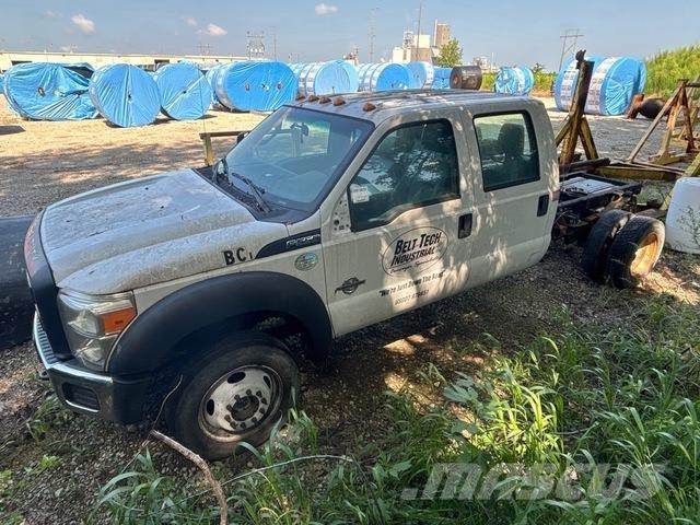 Ford F-550 XL Kabinen