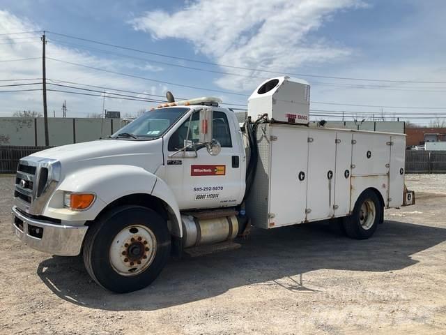 Ford F-750 Kommunal-Sonderfahrzeuge