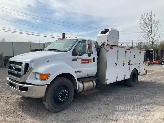 Ford F-750 Kommunal-Sonderfahrzeuge