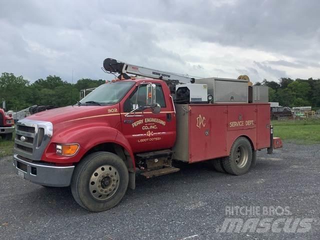 Ford F-750 Kommunal-Sonderfahrzeuge