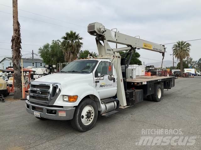 Ford F-750 Andere Fahrzeuge