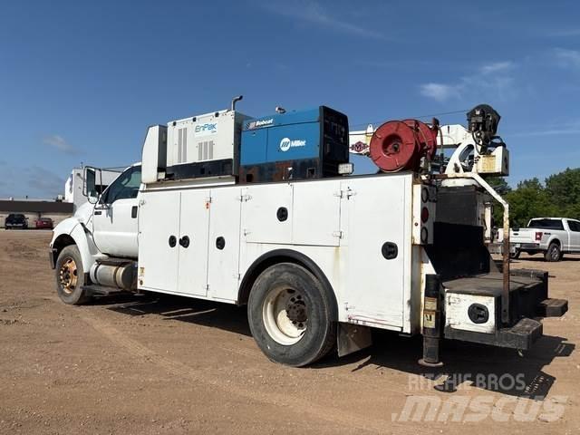 Ford F-750 Kommunal-Sonderfahrzeuge