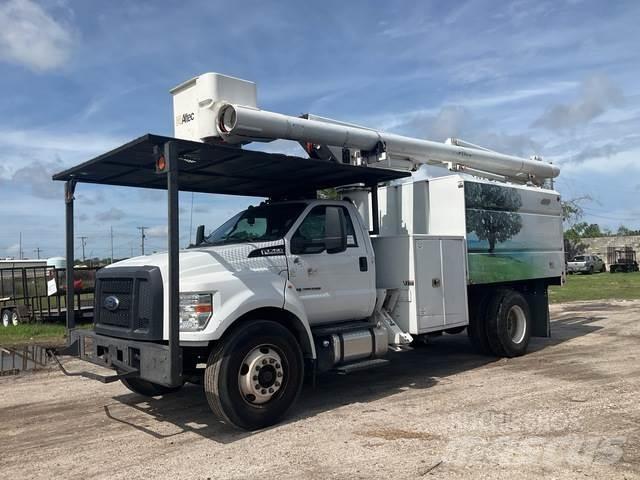 Ford F-750 LKW-Arbeitsbühnen