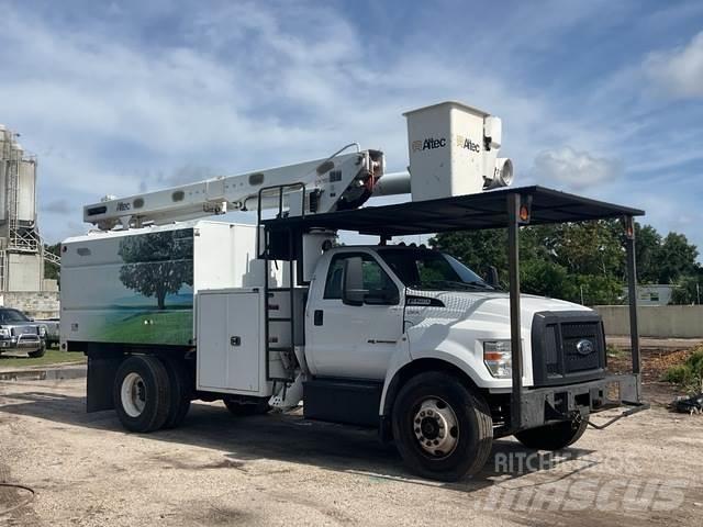 Ford F-750 LKW-Arbeitsbühnen