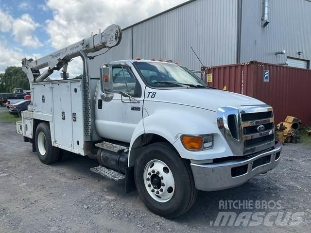 Ford F-750 Pickup/Pritschenwagen
