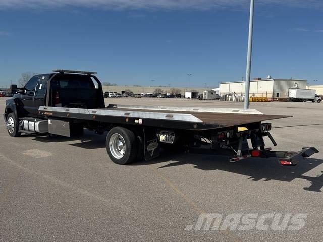 Ford F-750 Bergungsfahrzeuge