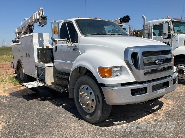 Ford F-750 Kommunal-Sonderfahrzeuge