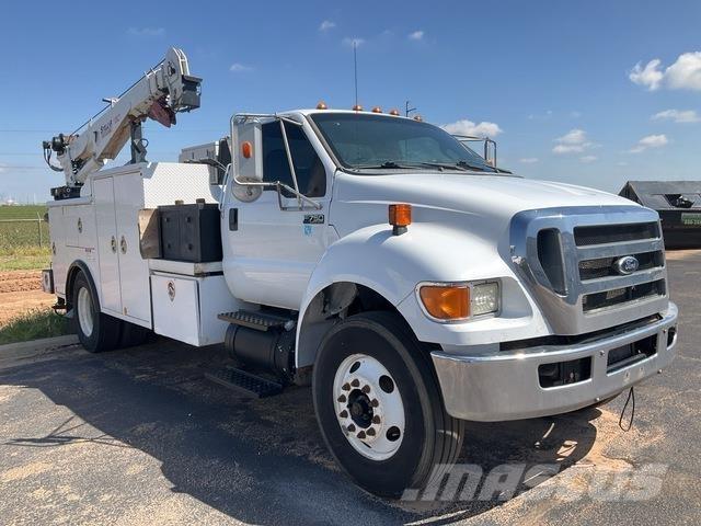 Ford F-750 Kommunal-Sonderfahrzeuge