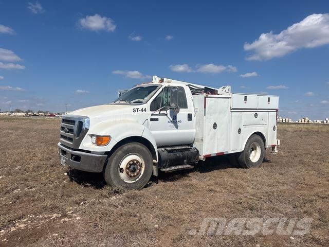Ford F-750 Kommunal-Sonderfahrzeuge