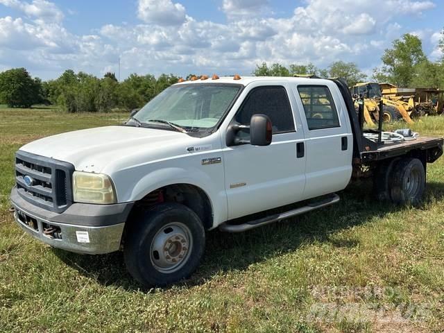Ford F350 Pritschenwagen/Pritschenwagen mit Seitenklappe
