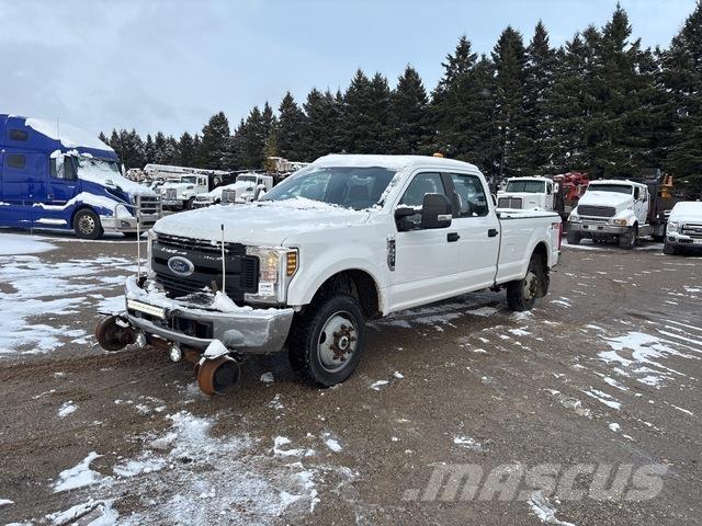 Ford F350 Pickup/Pritschenwagen
