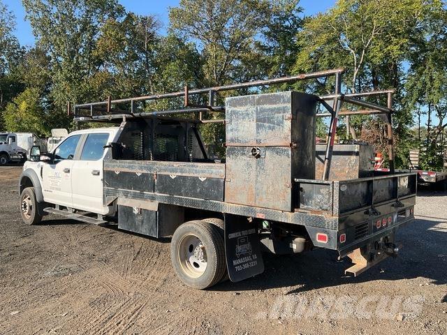 Ford F450 Pritschenwagen/Pritschenwagen mit Seitenklappe