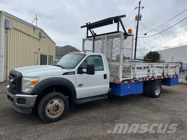 Ford F450 Kommunal-Sonderfahrzeuge