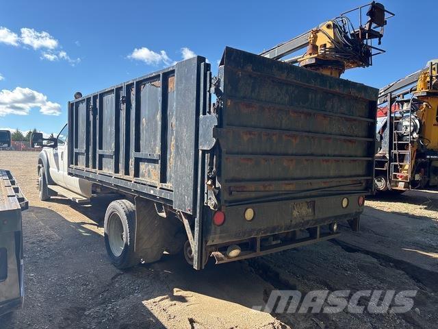 Ford F550 Pickup/Pritschenwagen