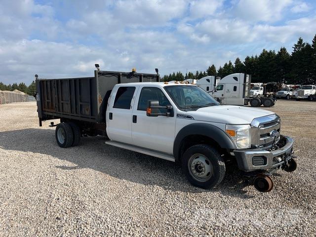 Ford F550 Pritschenwagen/Pritschenwagen mit Seitenklappe