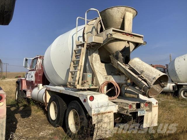 Ford L8000 Andere Fahrzeuge