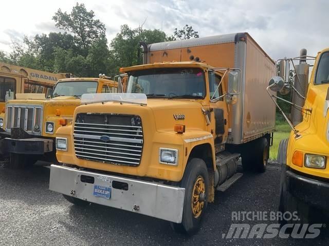Ford L8000F Kofferaufbau