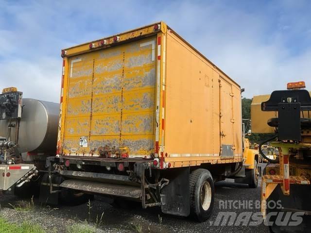 Ford L8000F Kofferaufbau