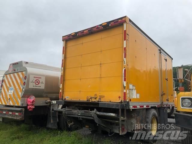 Ford L8000F Kofferaufbau