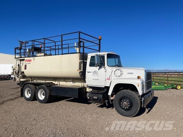 Ford L9000 Sonstige Landmaschinen