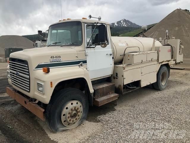 Ford LN8000 Tankwagen