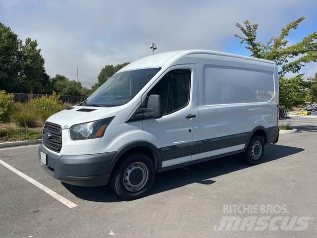 Ford Transit Lieferwagen