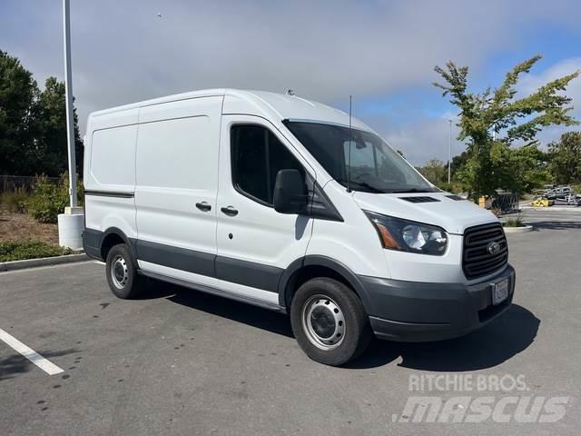 Ford Transit Lieferwagen