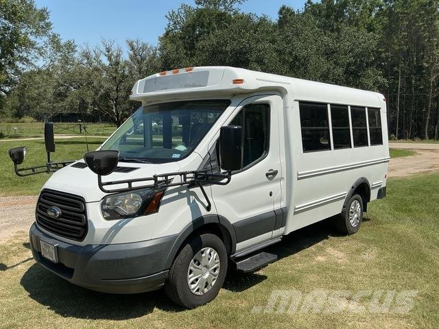 Ford Transit Minibusse