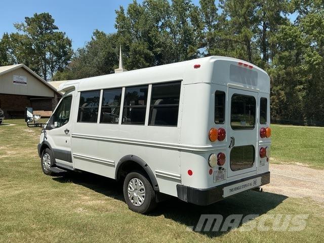 Ford Transit Minibusse