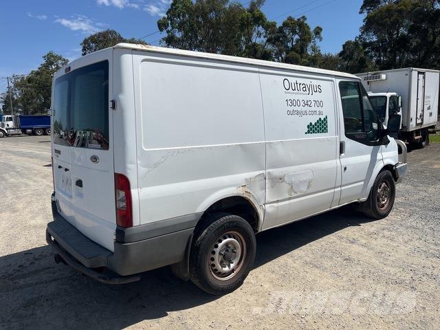 Ford Transit Lieferwagen