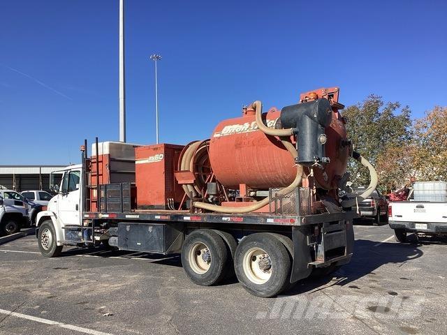 Freightliner  Raupenbagger