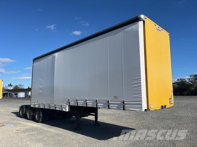 Fruehauf  Curtainsideranhänger
