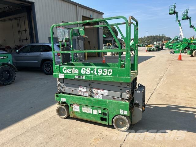 Genie GS-1930 Scheren-Arbeitsbühnen