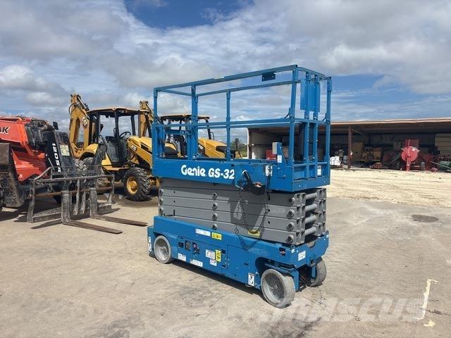 Genie GS-3232 Scheren-Arbeitsbühnen