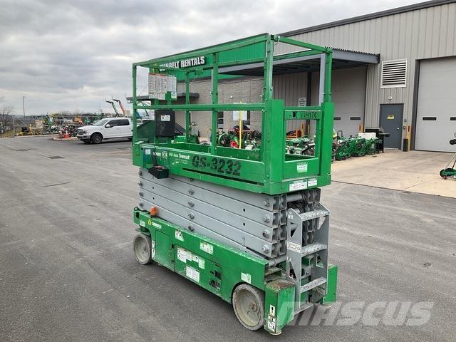 Genie GS-3232 Scheren-Arbeitsbühnen