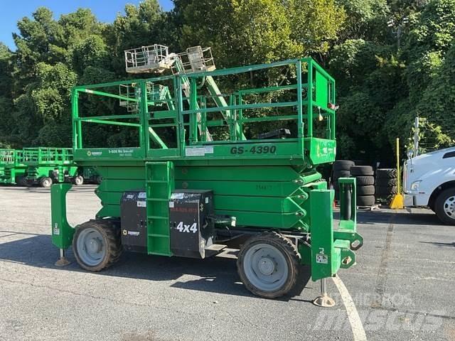Genie GS-4390 Scheren-Arbeitsbühnen